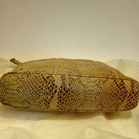 HOBO International Snake Skin Design Purse - Picture 4 of 12